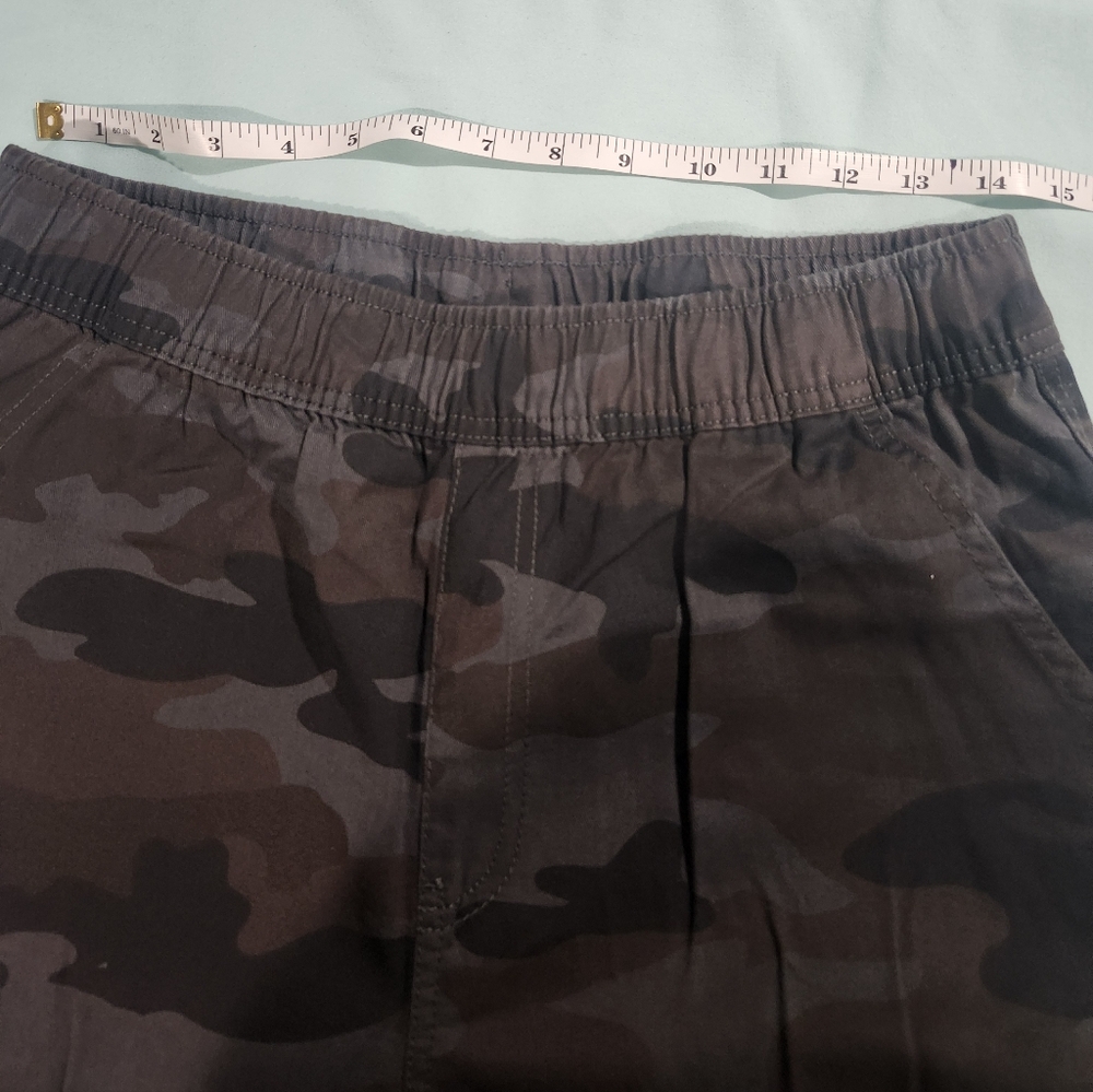 Boy's Camouflage Cargo Pants - Picture 2 of 7